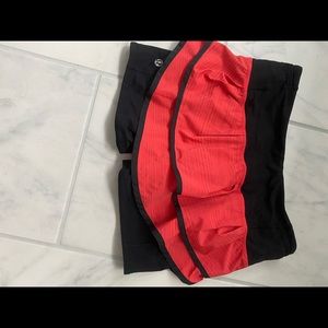Lululemon size 4 skort